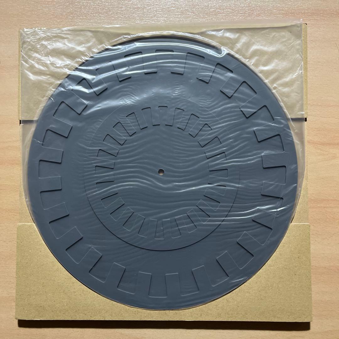 ACOUSTIC REVIVE『ターンテーブルシート/RTS-30』