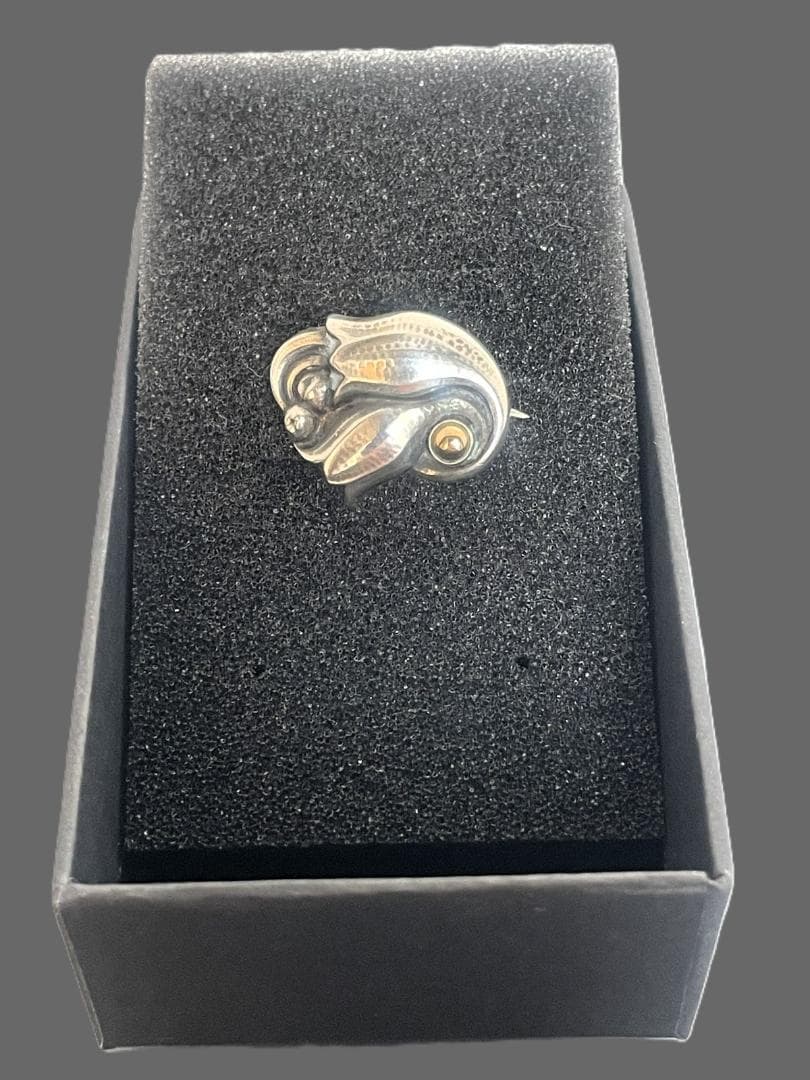   ブローチ フラワーモチーフ 刻印100　希少 SV