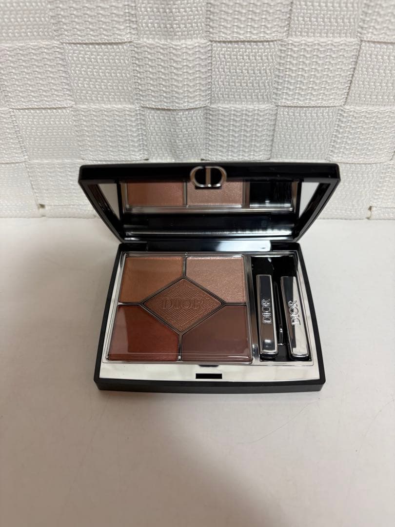 新品　Diorアイシャドウ サンククルール429