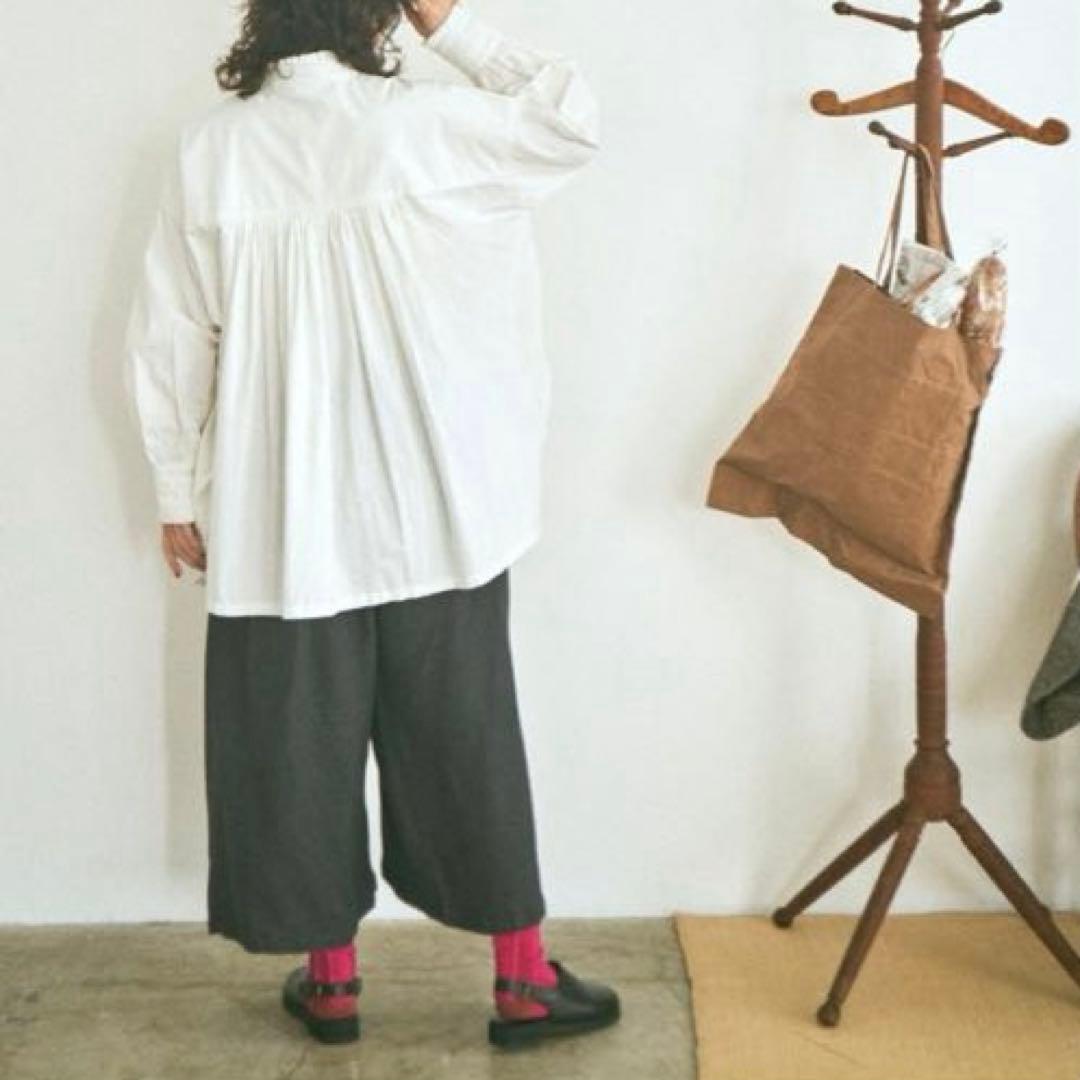 新品 tumugu ⿻ 50z コットンリネン スラブデニムロングシャツ フリル