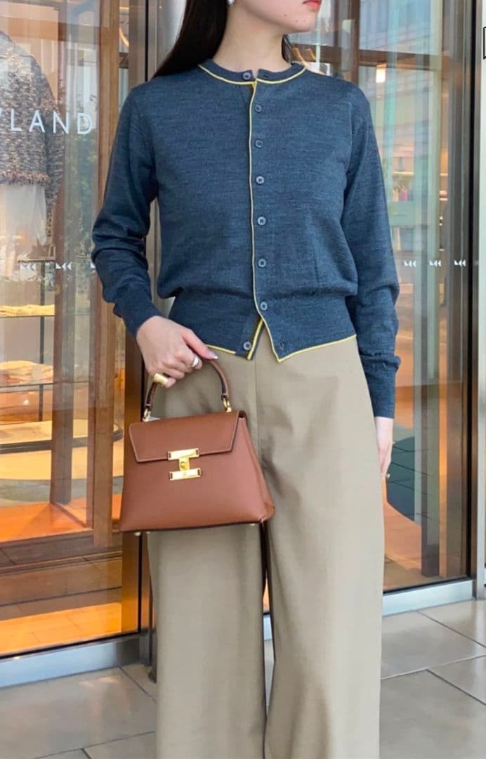 ☆新品☆トゥモローランド　MACPHEE プレーンウールクルーネックカーディガン