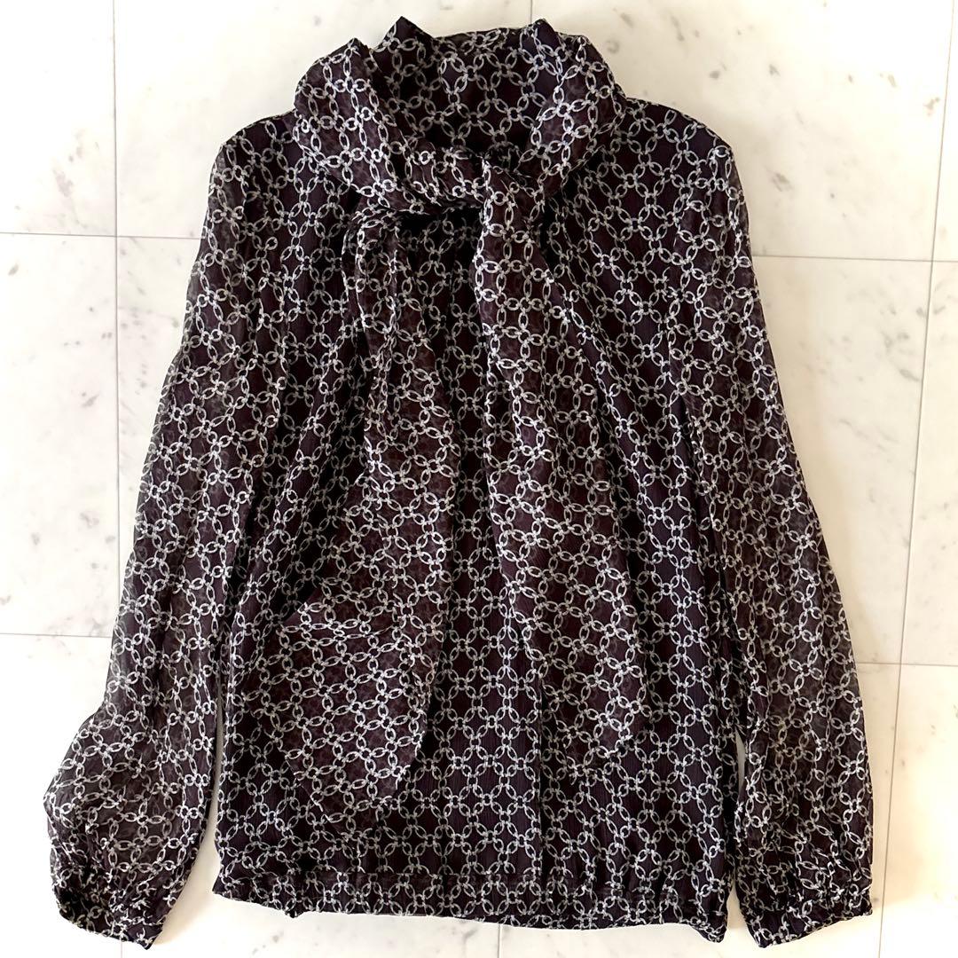 美品 ダーマコレクション シルク100％ チェーン柄 ボウタイ付きブラウス M