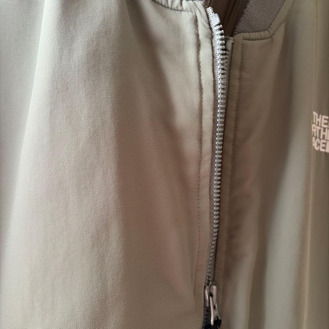 THE NORTH FACE ライトカーキ色 ナイロン中綿ジャケット XL