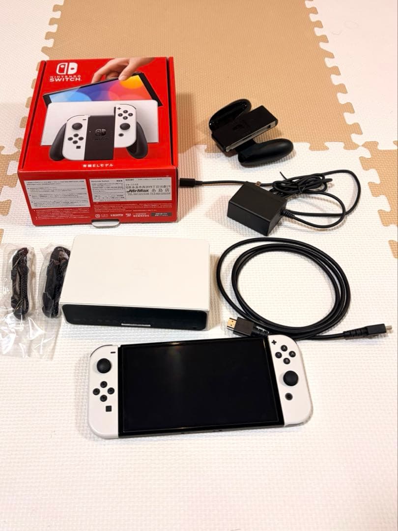 【美品】 Nintendo Switch 本体 有機EL ホワイト 付属品付