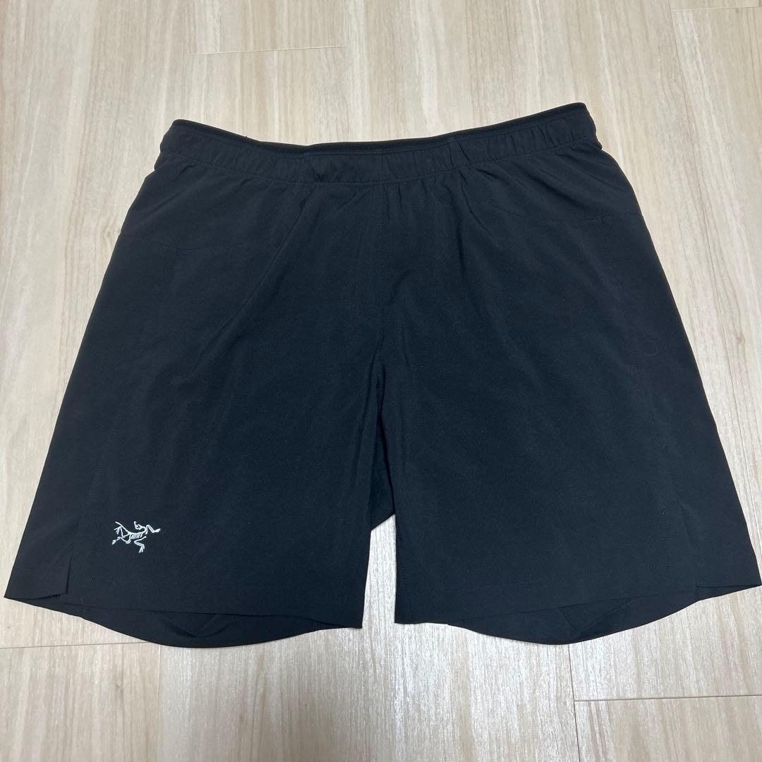 ARC'TERYX CORMAC SHORT PANTS S ブラック
