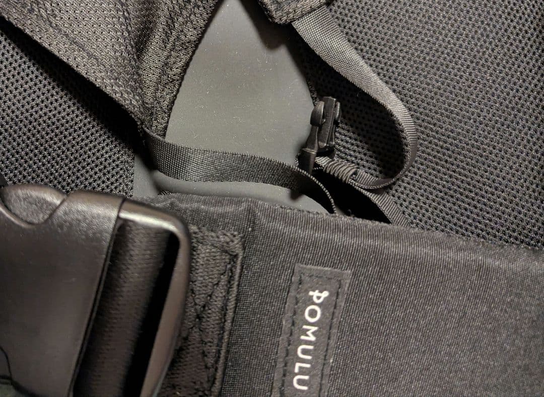 POMULU（ポムル）2WAYヒップシートカジュアルブラック未使用に近い