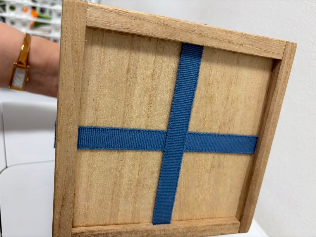 中田一於 九谷 淡青釉裏銀彩 花蝶文 香炉 共箱 伝統工芸