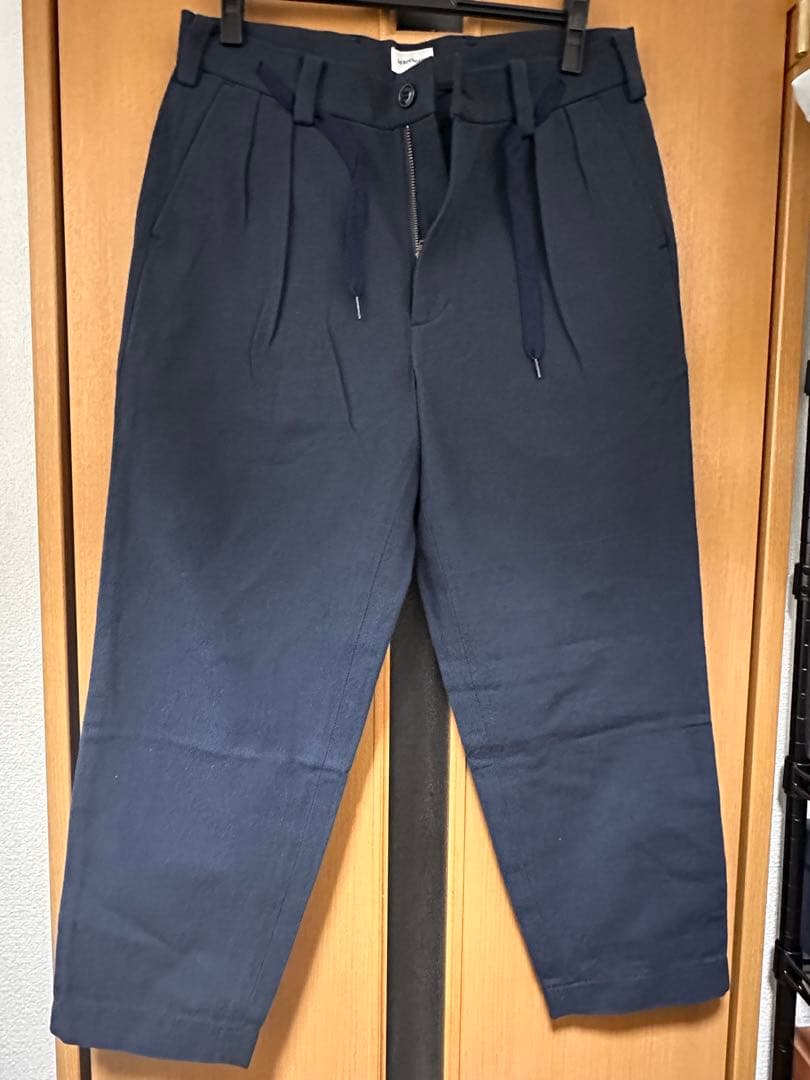 美品Decendant 2タックTROUSERS サイズ2