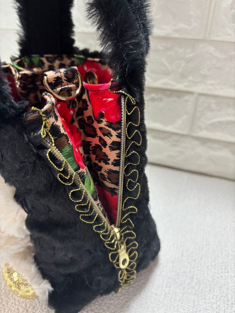 黒*こ様 コヤンイサムチョン　サイドファスナーバッグ　白うさぎちゃん　ヒョウ柄