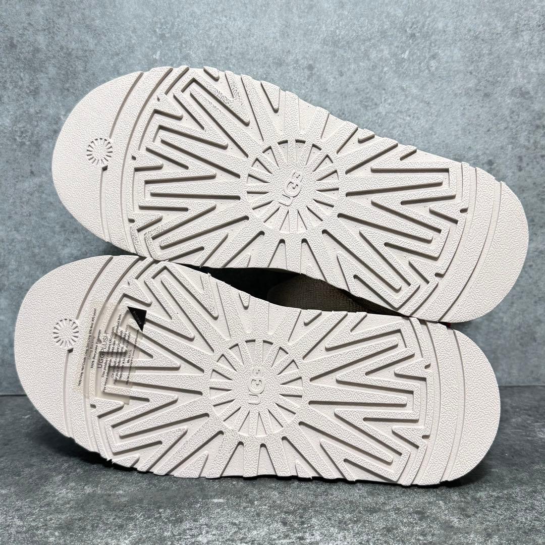 【新品未使用】UGG クラシックミニ ディッパー パッファー ホワイト 23cm