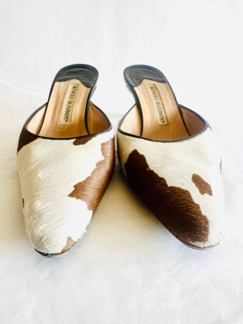 MANOLO BLAHNIK　アニマルハラコミュール　ポインテッドトゥ　37