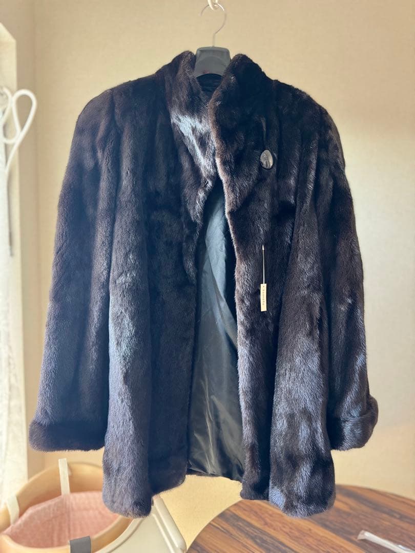 d*7様 BLACK JADE ケナガイタチ 本毛皮ファーコートリアルファー