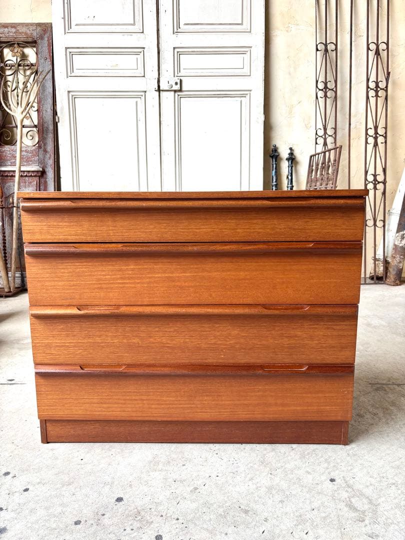 4段チェスト　ミッドセンチュリー　ヴィンテージ　サイドチェスト