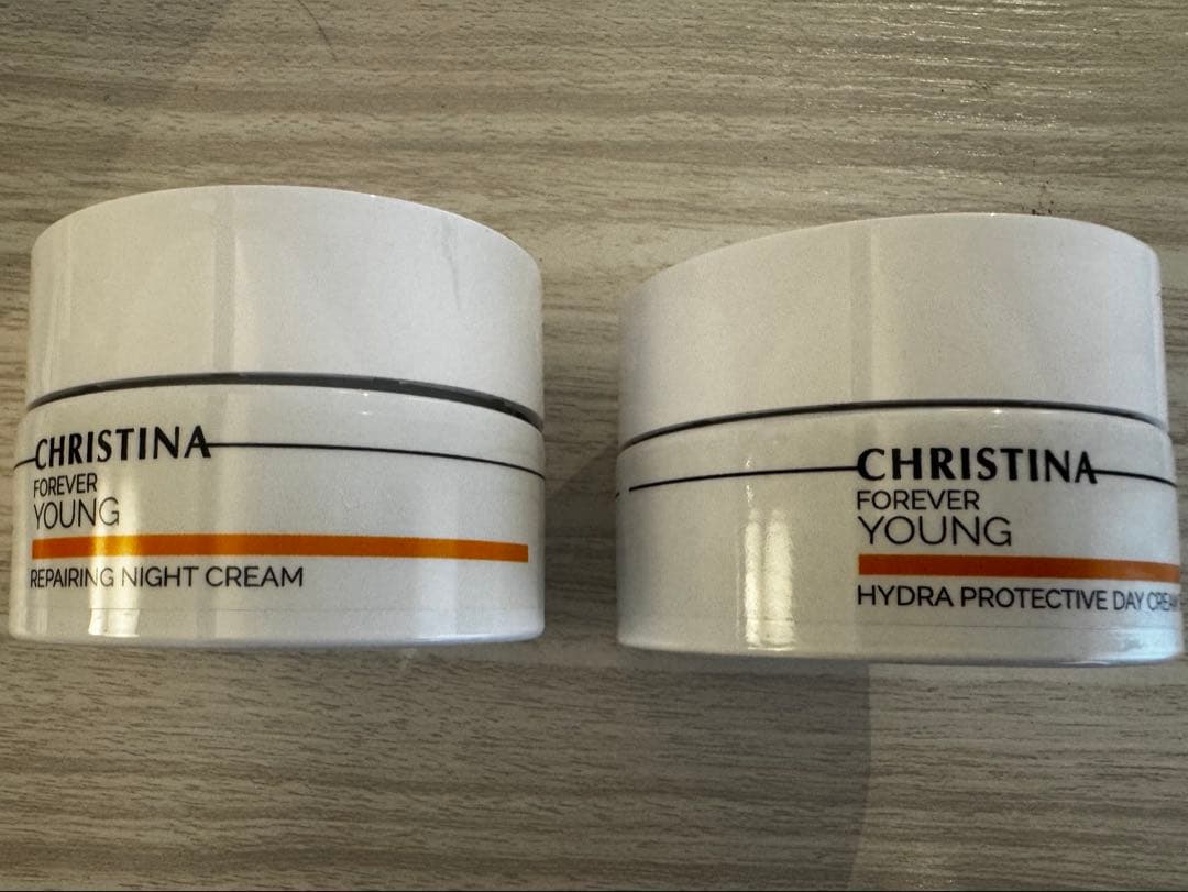 クリスティーナ　フォーエバーヤング２点SET デイクリームandナイトクリーム