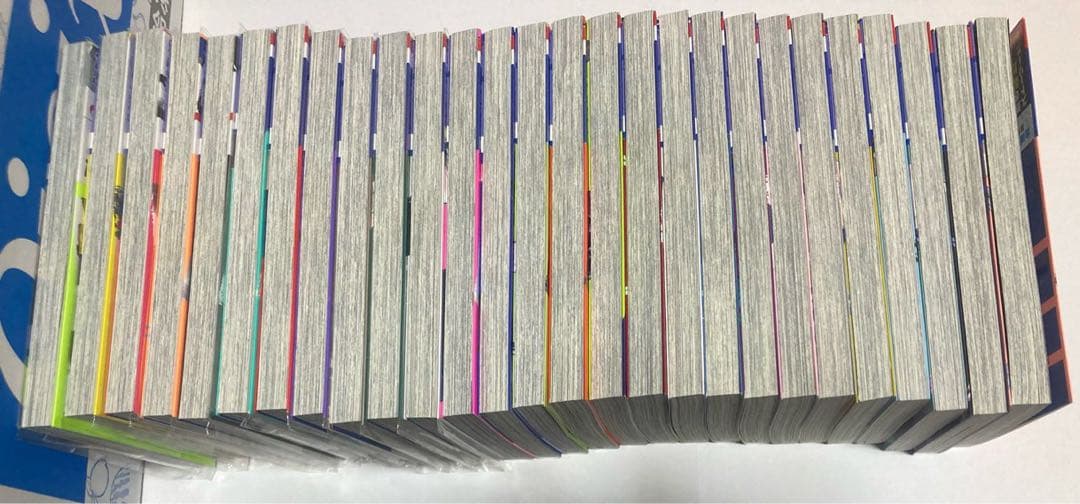 ブルーロック　金城宗幸　1〜27巻セット　潔世一　エゴイストカード　缶バッジ付