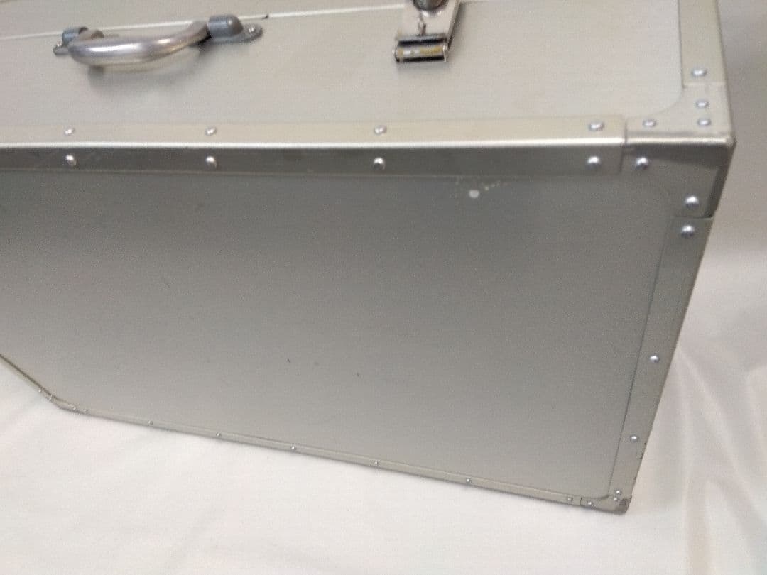 アルミトランク　アルマイト加工　日本製　大型サイズ　アルミ製