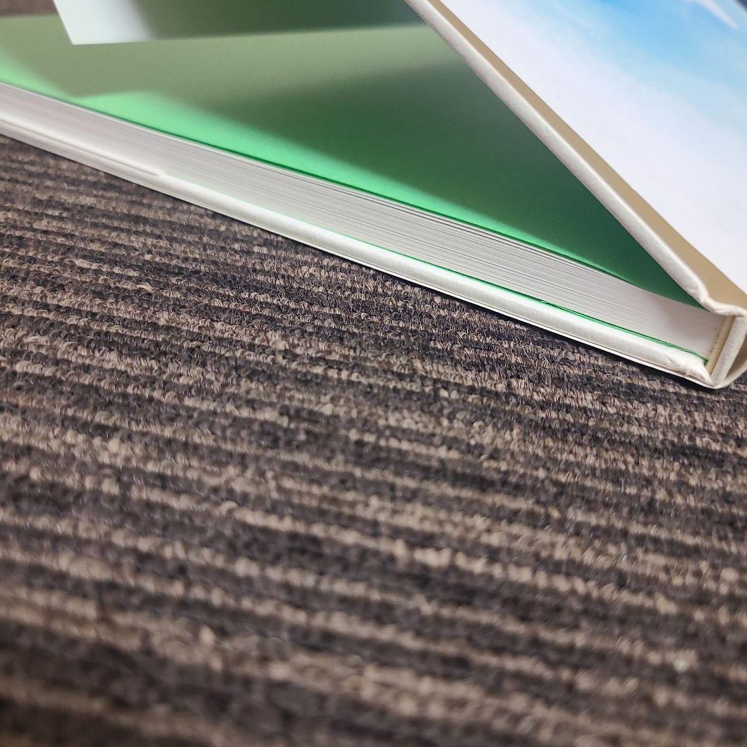 初版　高田明美画集 「Memories of Magical World」