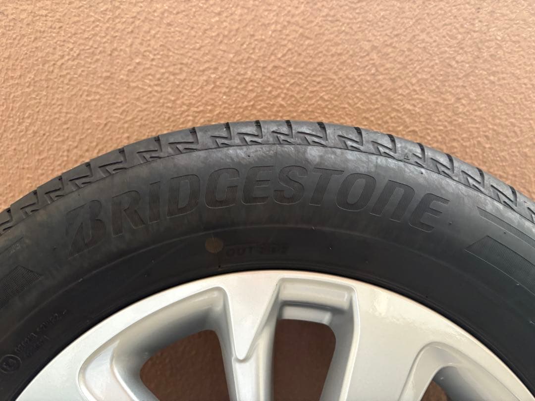 トヨタ ヤリスクロス純正アルミホイール・タイヤ1本セット 205/65R16