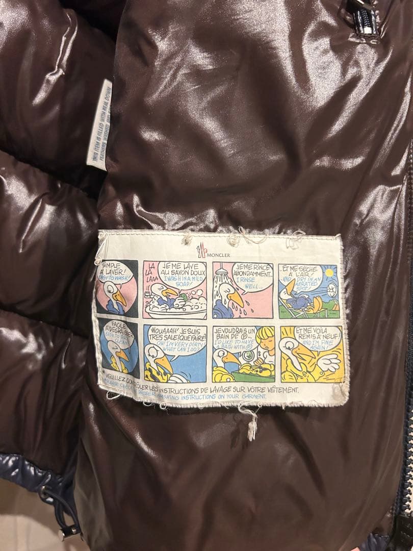 モンクレール フード付きダウンジャケット ネイビー