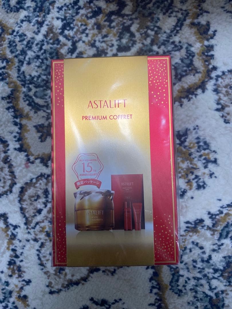 アスタリフトASTALIFT 15周年プレミアムコスメ&D-UVシールド
