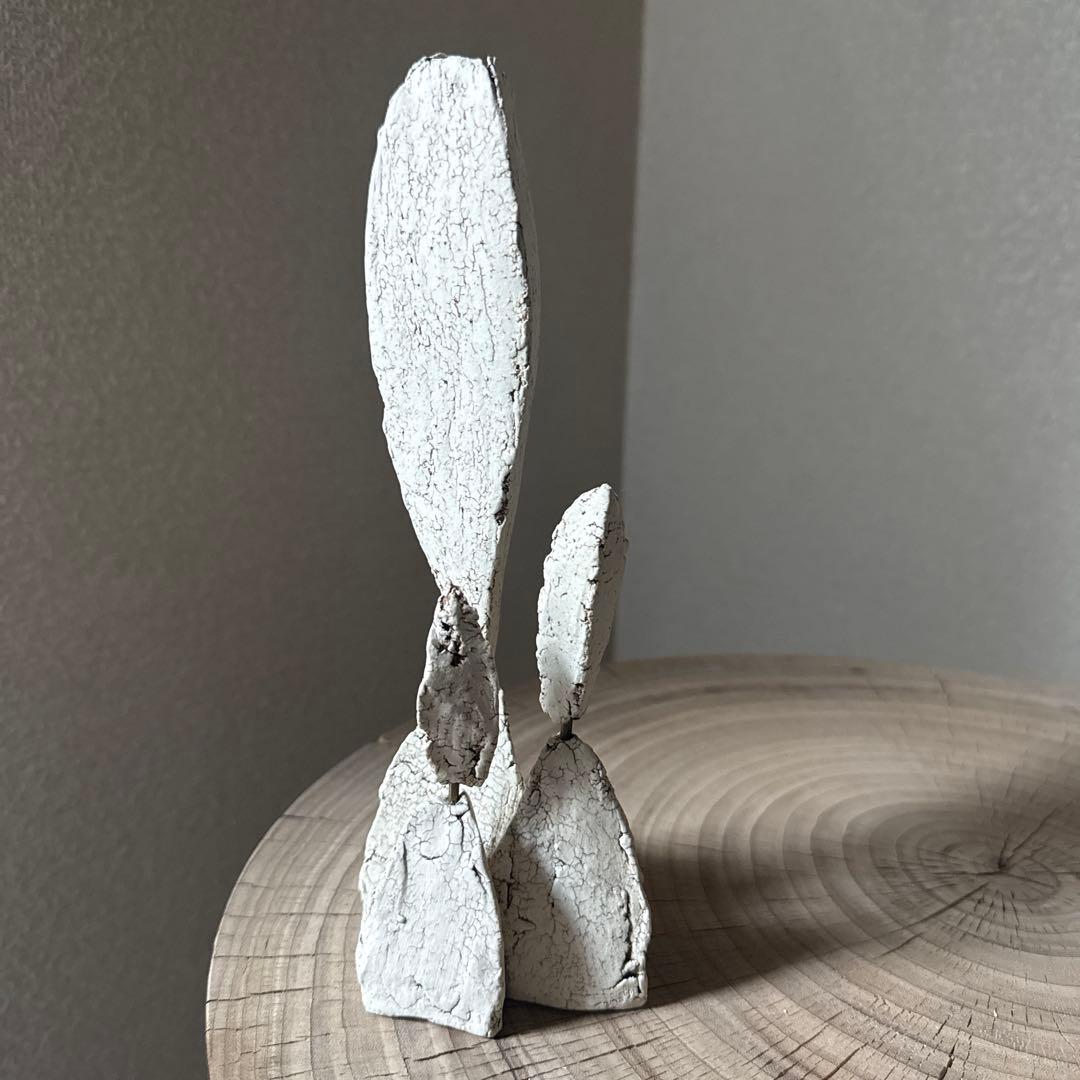 中根楽さん 草のオブジェ