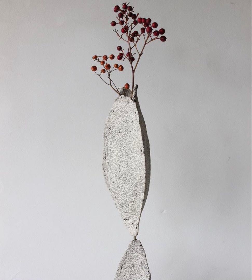 中根楽さん 草のオブジェ