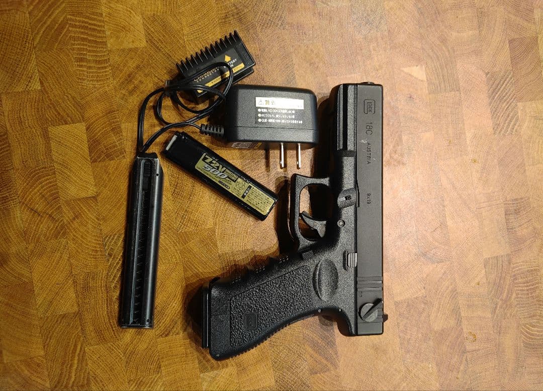 G18c 電動ガン 充電器・バッテリー付き