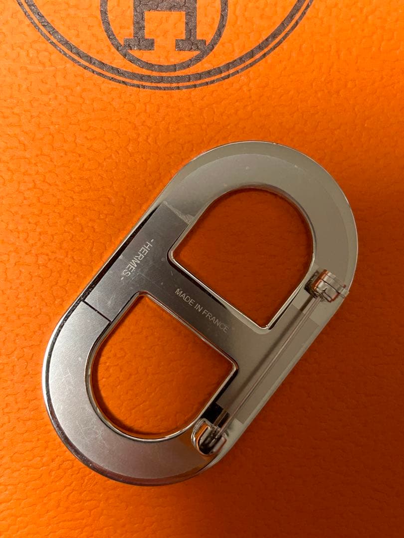 ♥さとちゃんショップ♥専用 エルメス　シェーヌダンクル　ブローチ　エトゥープ