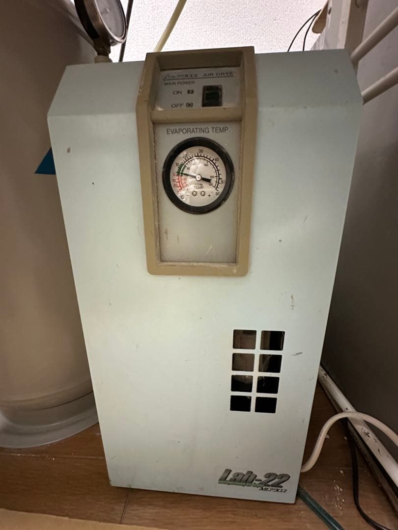 ANEST IWATA コンプレッサー