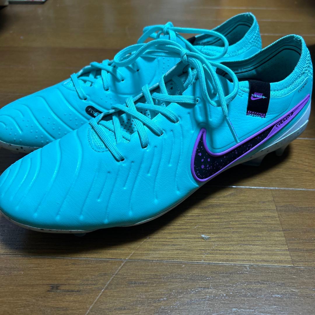 ナイキ　ティエンポレジェンド10エリートFG