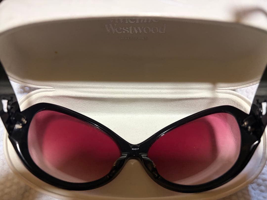 Vivienne Westwood VW-7723 hyde着用モデル