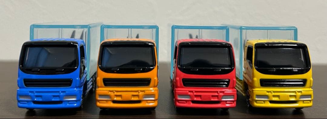 トミカ ギフトセット 世界のサメコレクション