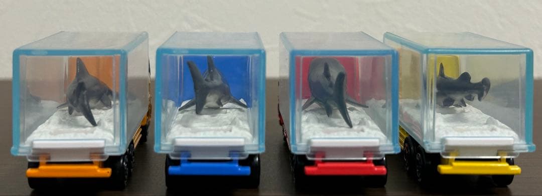 トミカ ギフトセット 世界のサメコレクション