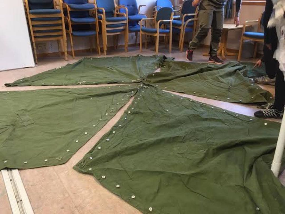 【軍幕屋】希少★ノルウェー軍テント★軍余剰品★ポール8本付属★4枚組