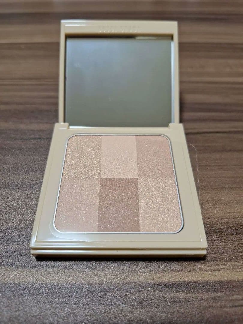 【新品】ボビイブラウン ヌードフィニッシュイリミネイティングパウダー 04 バフ