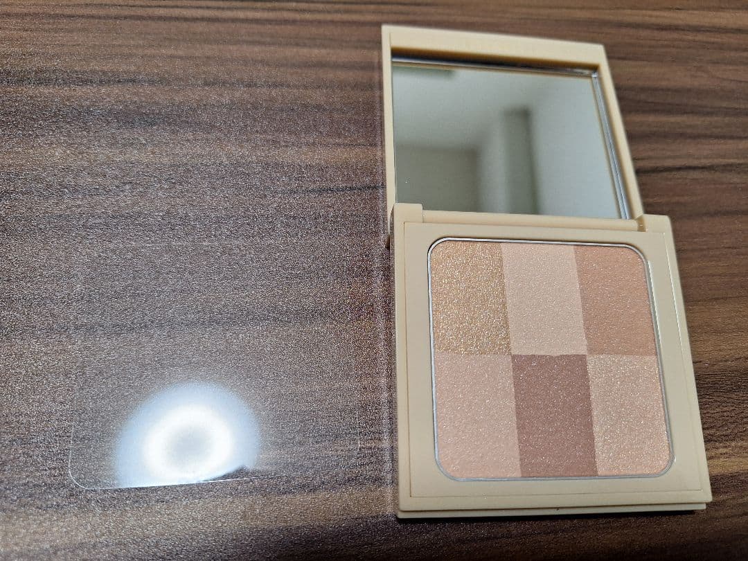 【新品】ボビイブラウン ヌードフィニッシュイリミネイティングパウダー 04 バフ