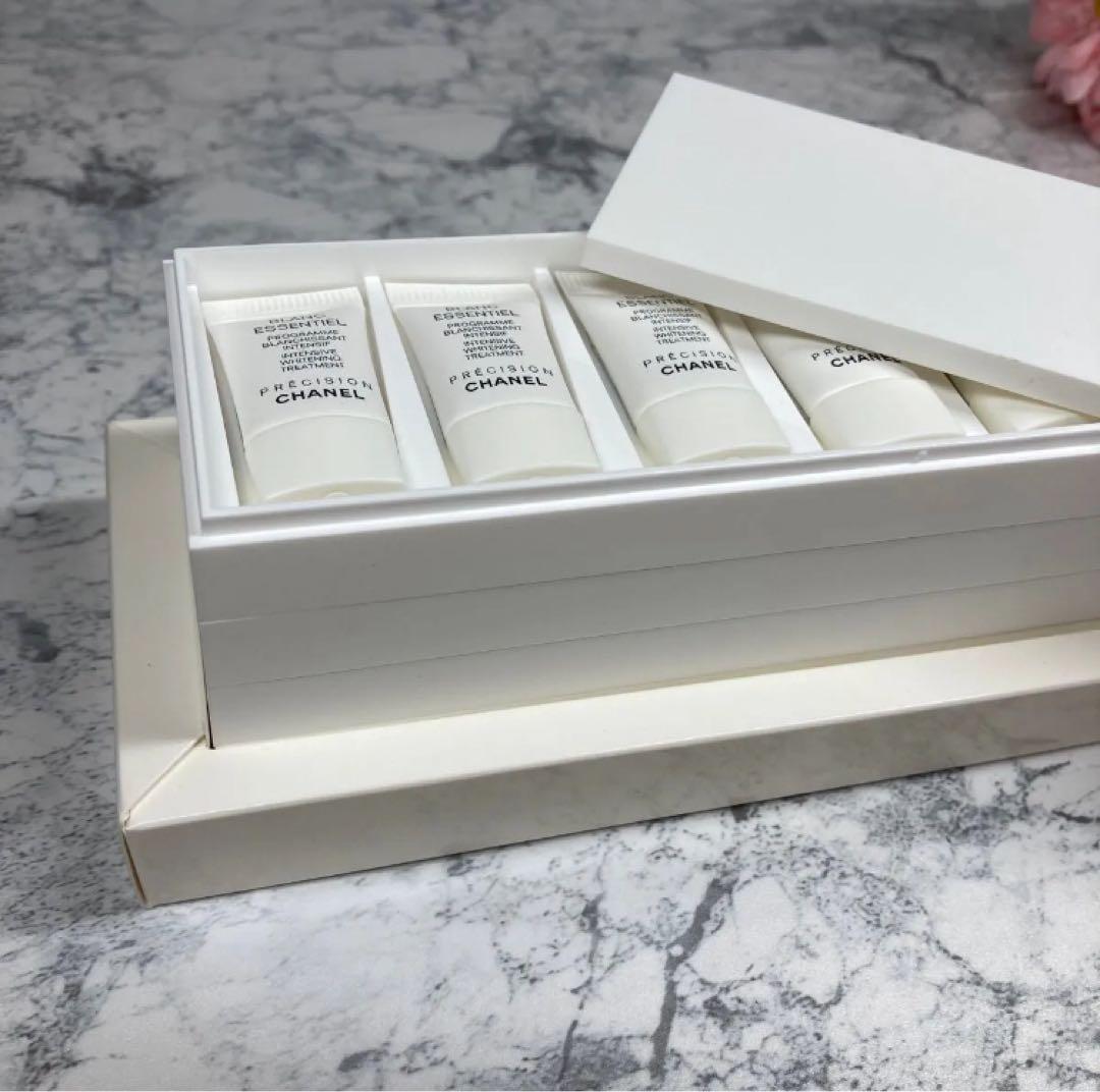 【シャネル✨美容液】ブラン エサンシエル インテンシブ トリートメント❤︎未使用