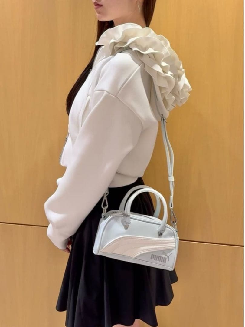 【新品未使用】SNIDEL♡フリルショートジップパーカー ホワイト