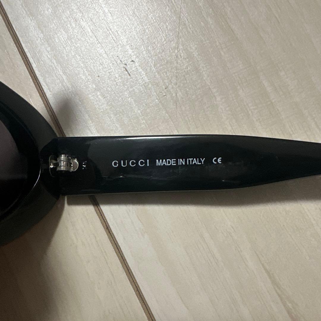 Gucci オーバル サングラス