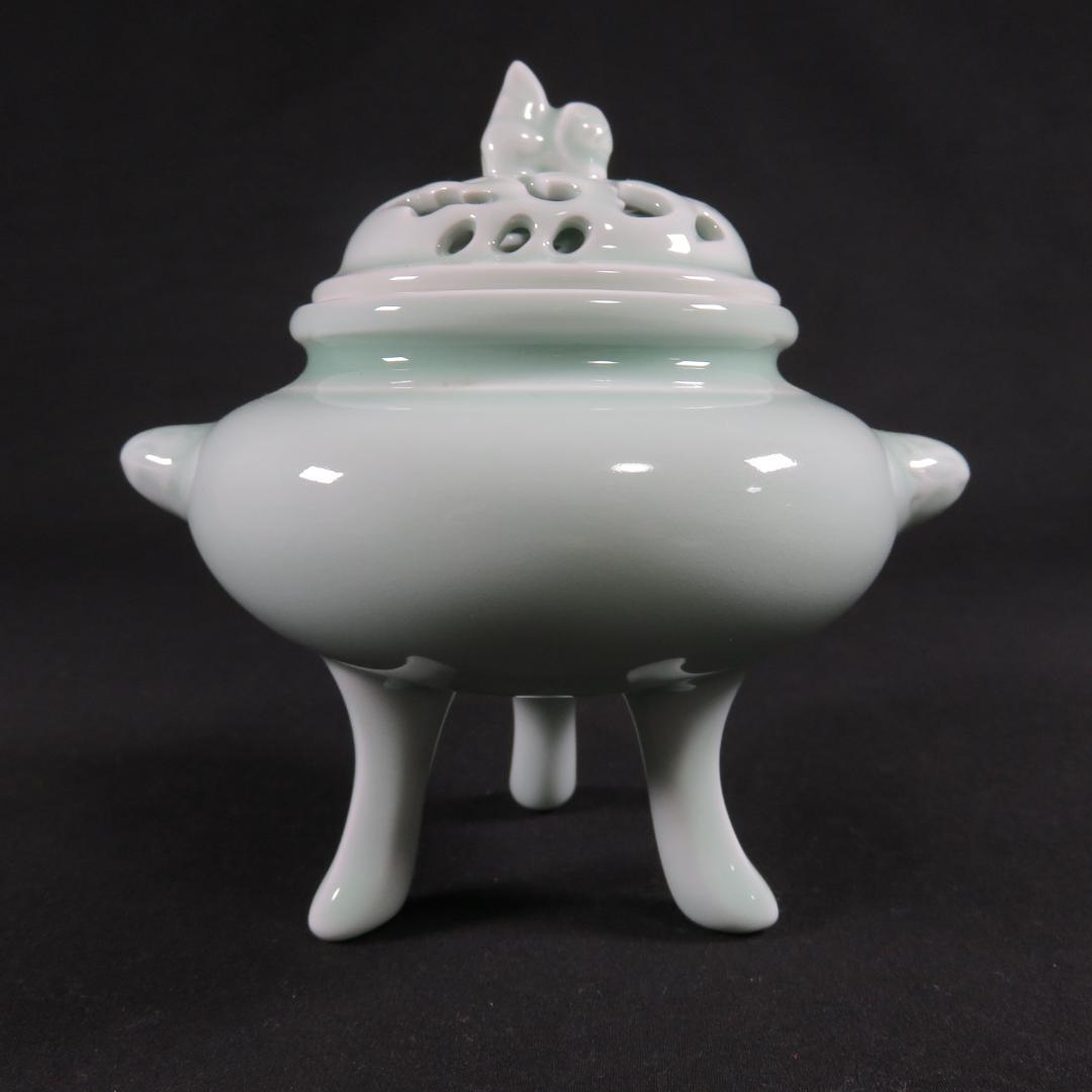 香炉 鍋島焼 新品 在銘 三つ足 耳付き 青磁
