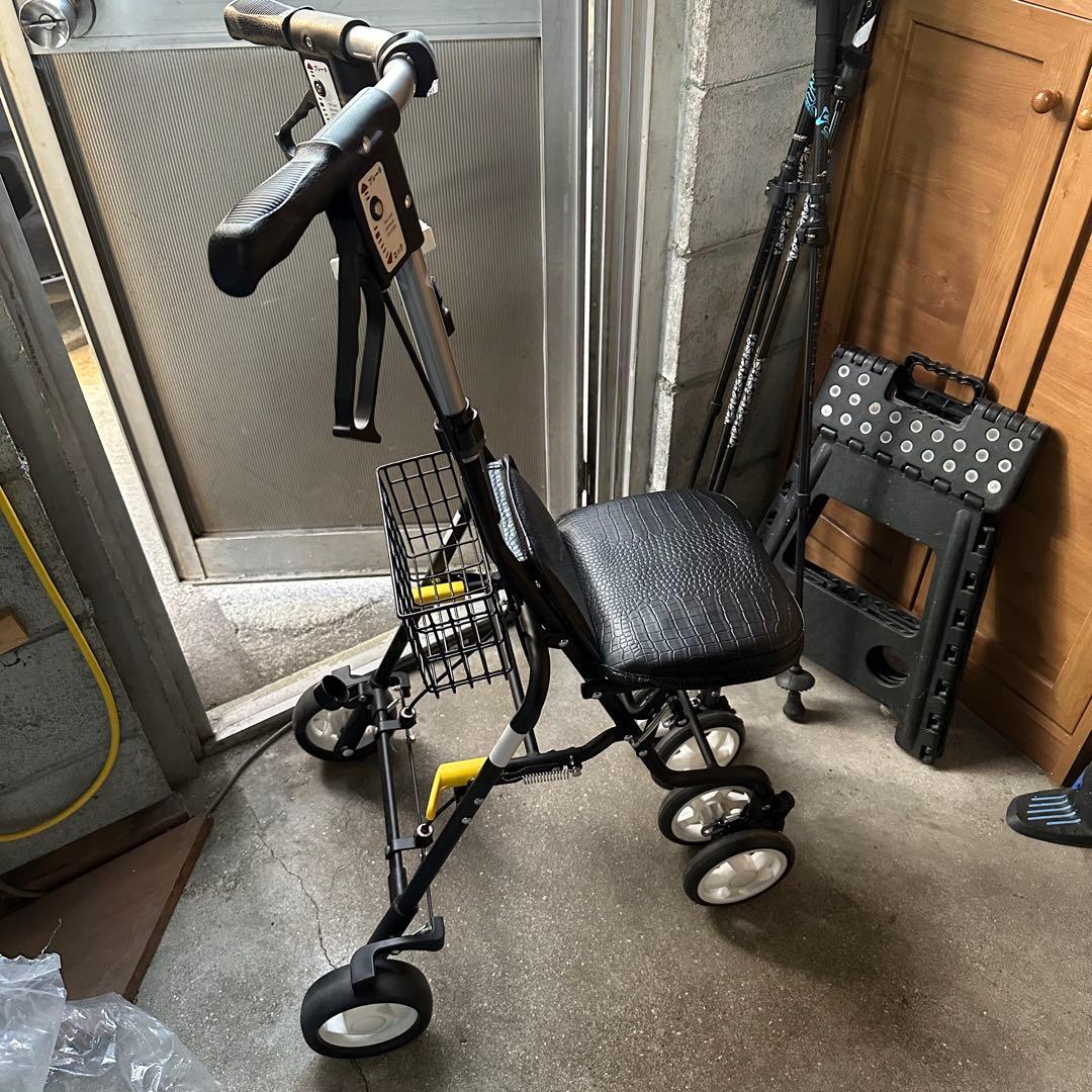 シルバーカー　手押し車