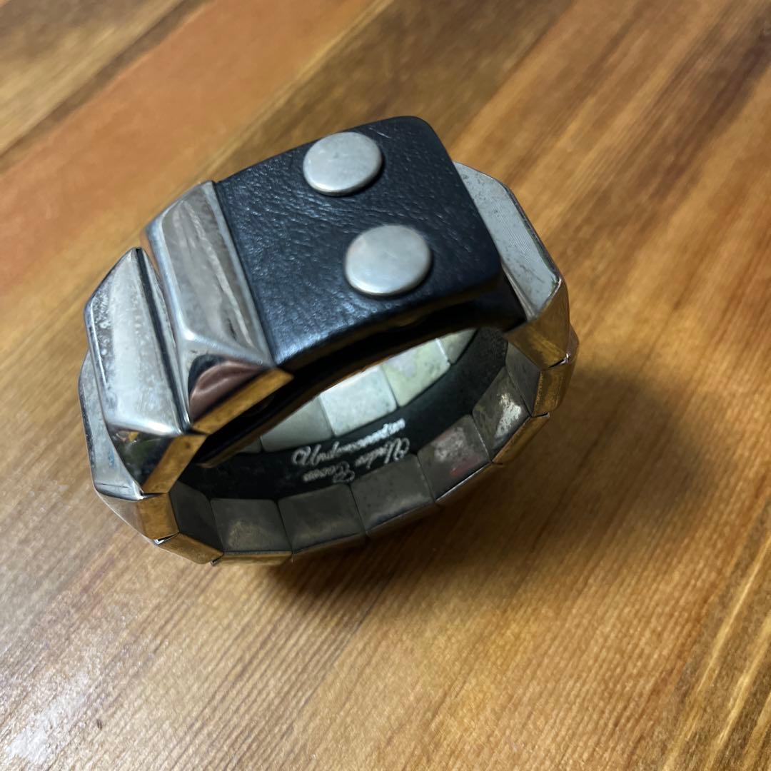 UNDERCOVERアンダーカバー スタッズリストバンド