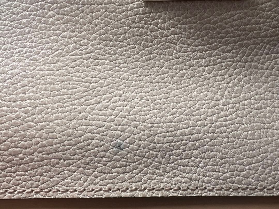 E. MARTINELLA ビジネスバッグ ミルクティー色