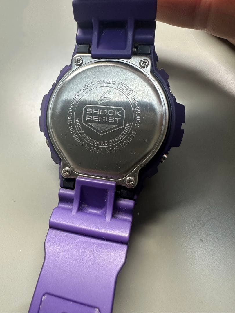 美品電池交換済 G-SHOCK DW6900CC クレイジーカラー 紫 パープル