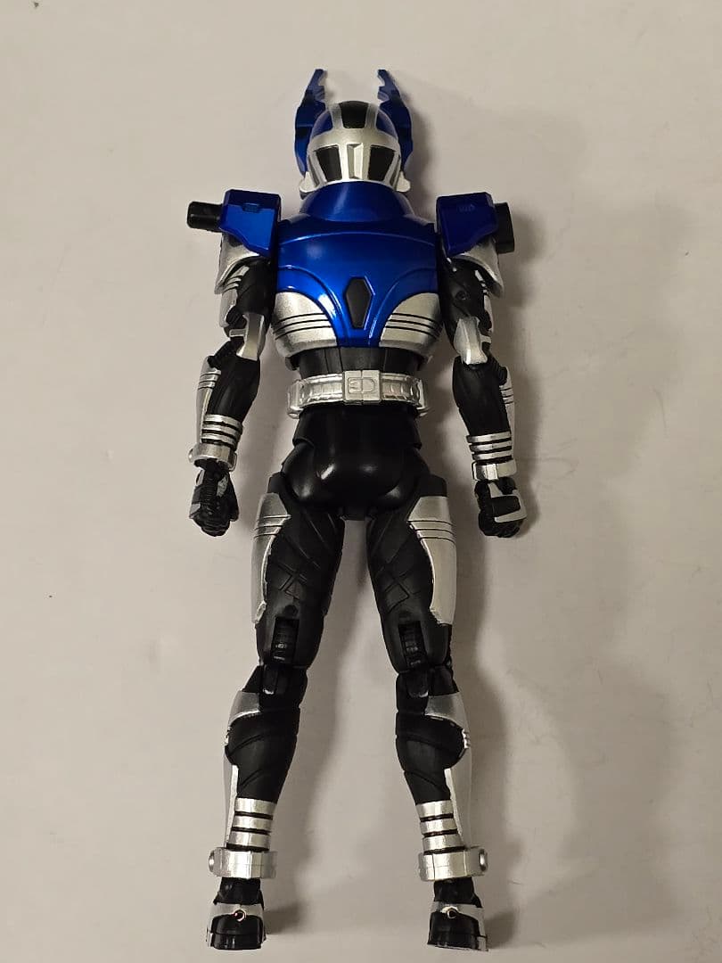 S.H.Figuarts(真骨彫製法) 仮面ライダーガタック ライダーフォーム