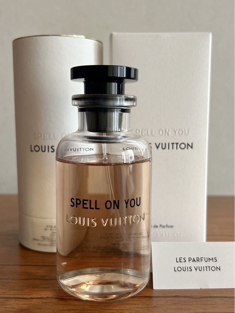 極美品♡ルイ・ヴィトンLOUIS VUITTON スペル オン ユー　100ml