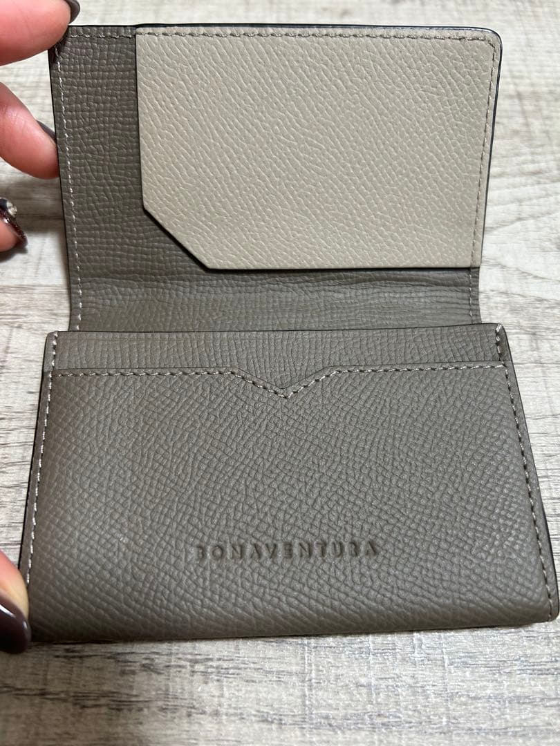 ボナベンチュラ　レザー 名刺入れ