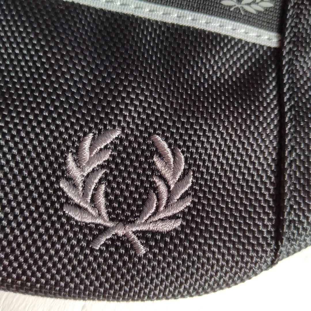FRED PERRY　フレッドペリー　バッグ　ウエストポーチ　ブラック