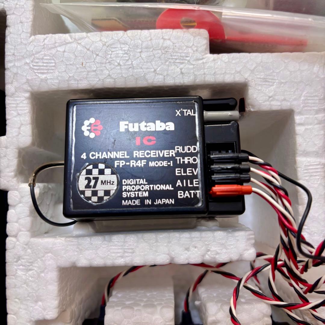 Futaba FP-T4WD 送信機 受信機 ラジコン 昭和レトロ
