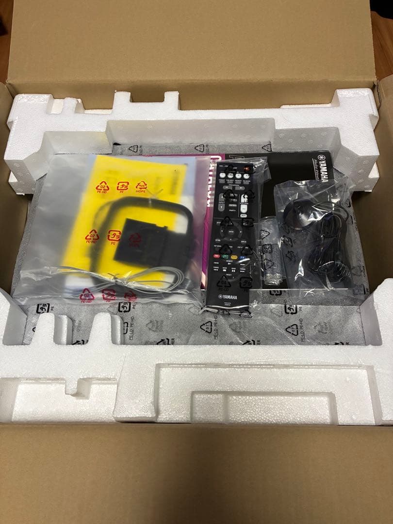 Yamaha RX-V6 AVアンプ